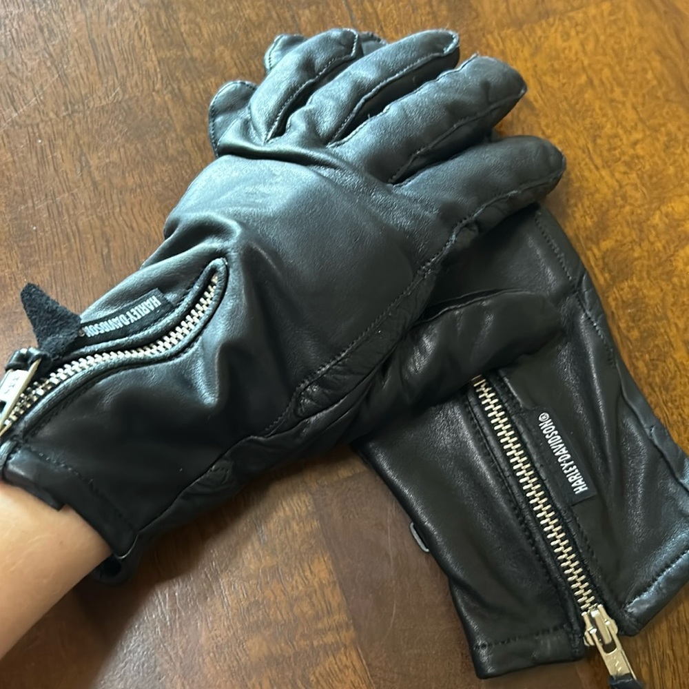 Harley Davidson Leather Gloves • Men’s M